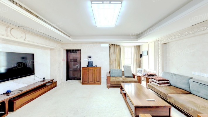 居住主题公园桂湖南郡二手房实景图