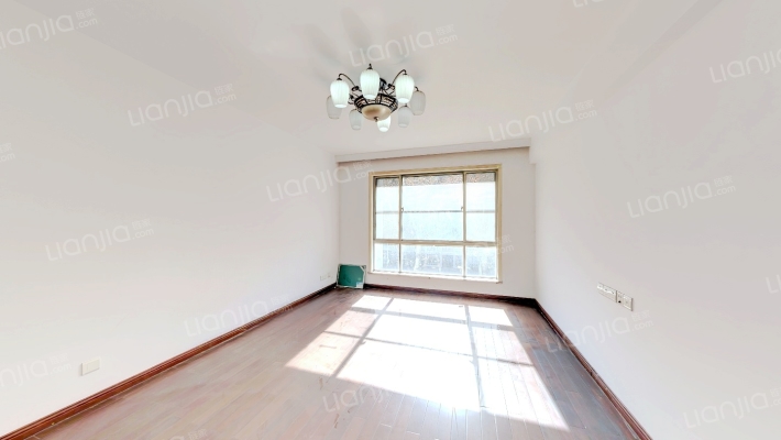 蓝山国际公寓二手房实景图