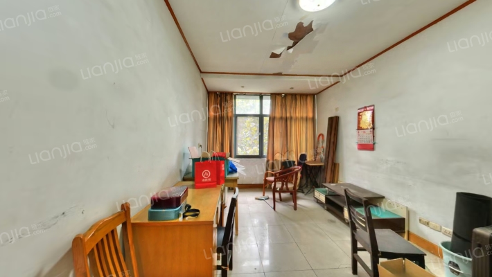 针织宿舍二手房实景图