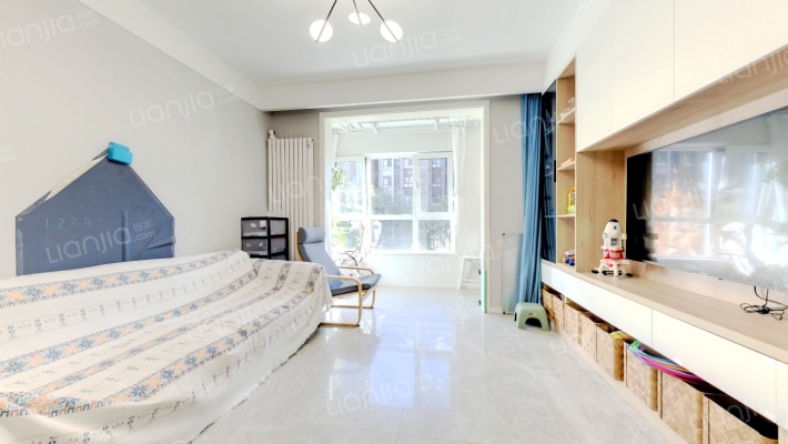 金地朗悦朗园二手房实景图