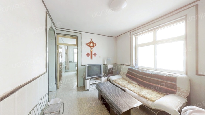 薛氏汽车大修厂家属院二手房实景图