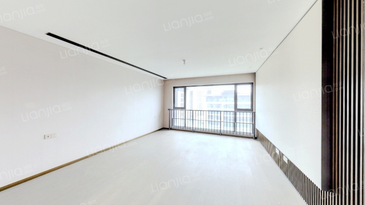 融创都会中心逸山二手房实景图