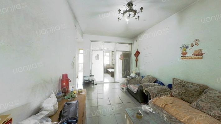 西南庄前亍15号院二手房实景图