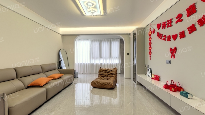 金隅阳光郡三期四期二手房实景图