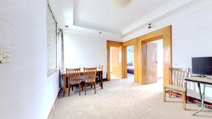 云集路工商局家属院二手房实景图