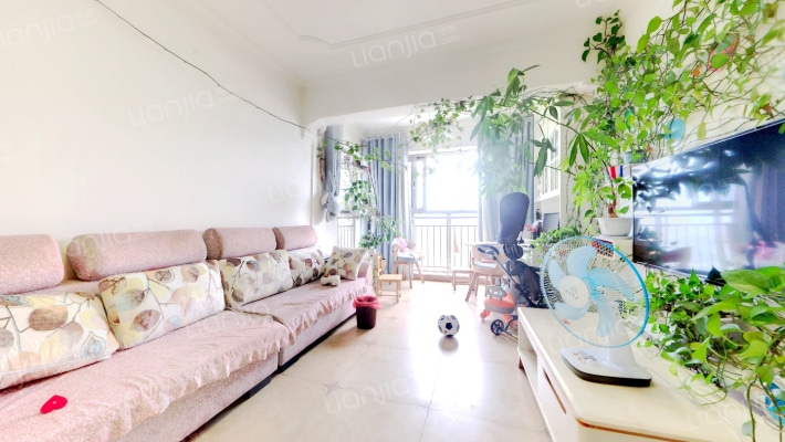 和信天骄府二手房实景图