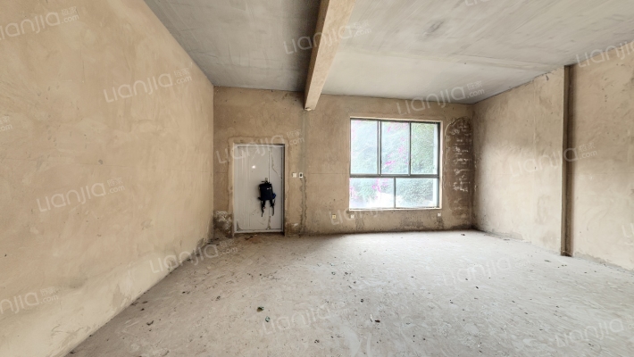 假日湾二手房实景图