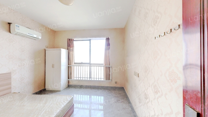 宝利国际二手房实景图