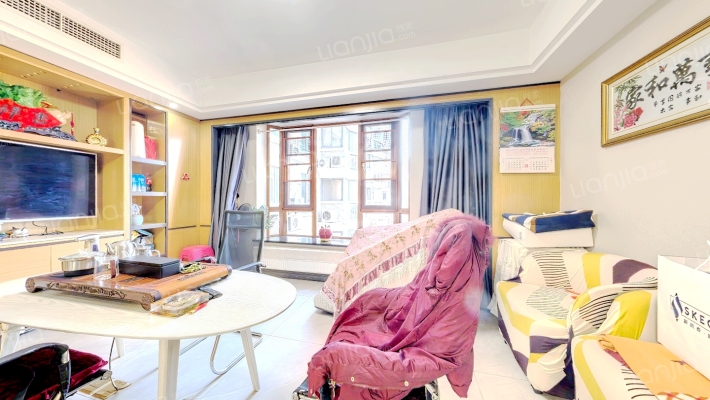 荣冠花园二手房实景图