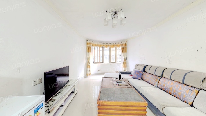 泰宝新村二手房实景图