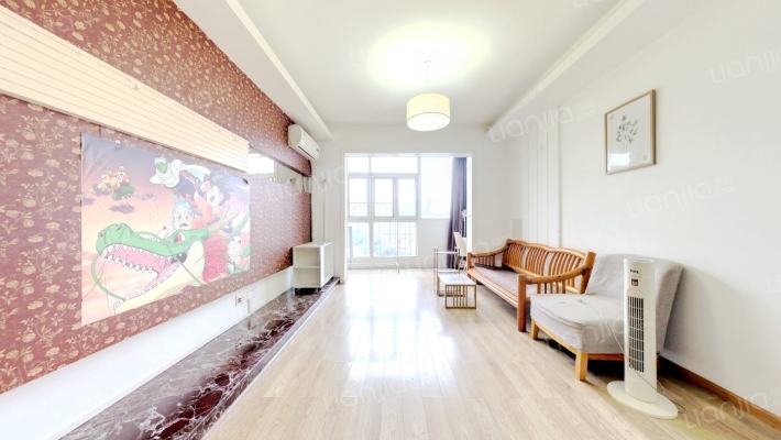 新加坡花园二手房实景图