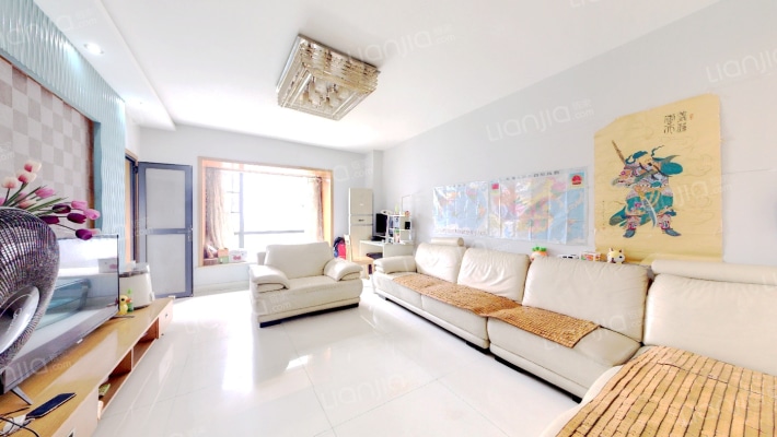 红馆二手房实景图