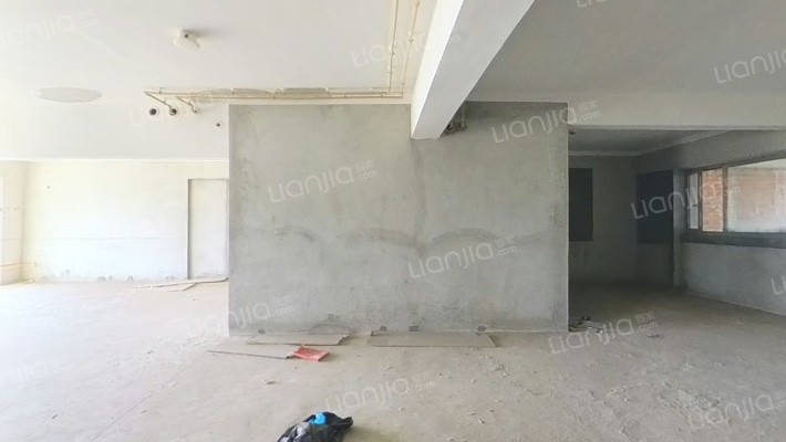 世贸中心二手房实景图