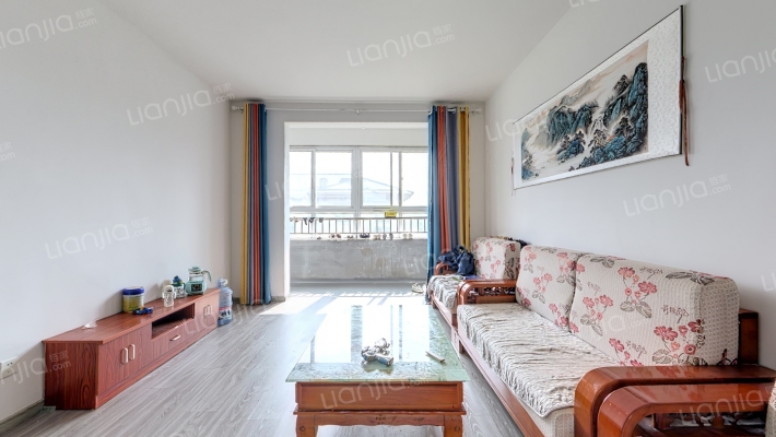 诺贝尔城二手房实景图