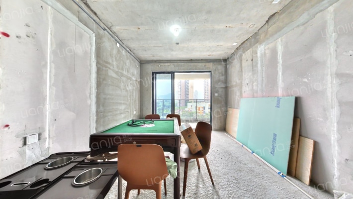 蔚蓝左岸花园二手房实景图