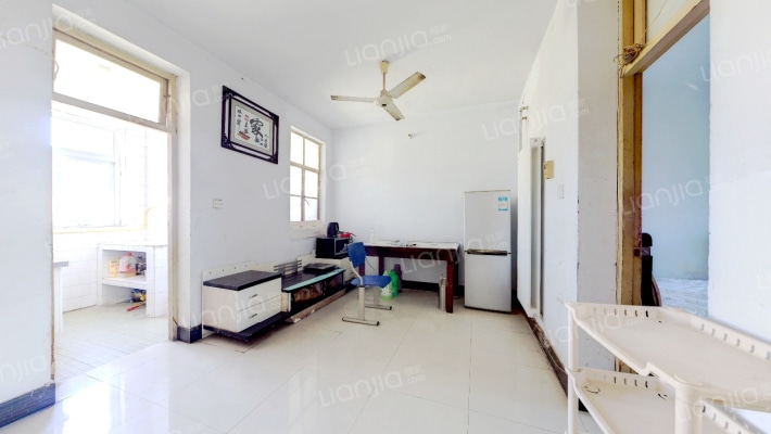 伏牛路102号院二手房实景图