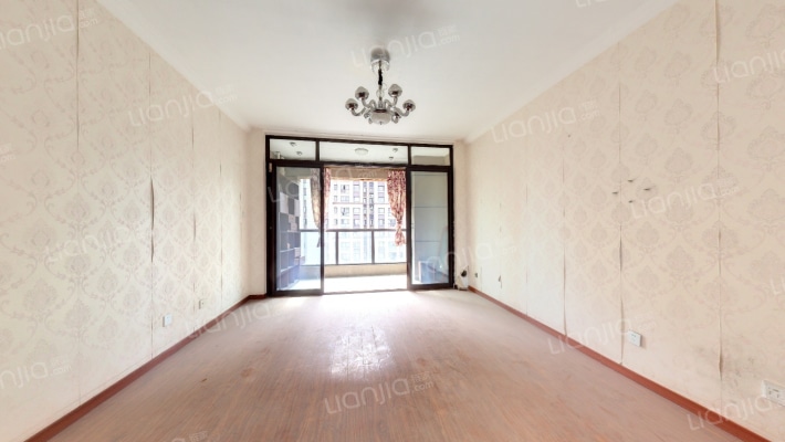 恒盛豪庭一期二手房实景图