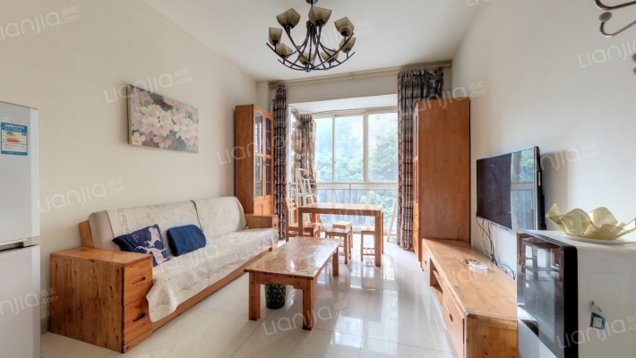 东晶丽苑二手房实景图