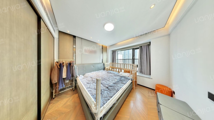 建发玺樾二手房实景图