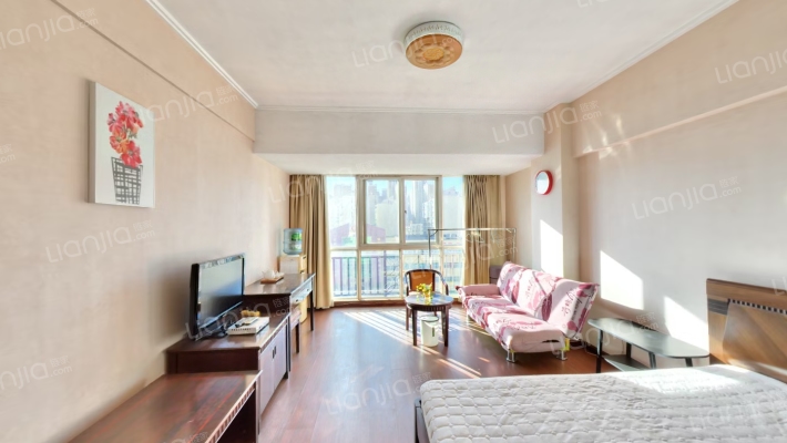 戛纳小镇二手房实景图