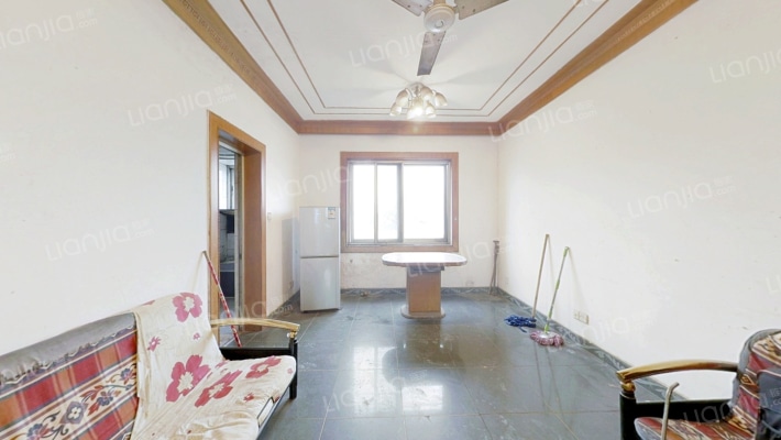 东湖区江纺花园二路住宅区二手房实景图