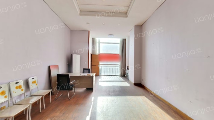 世正爱丽安二手房实景图