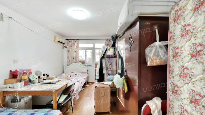 爱慕里二手房实景图