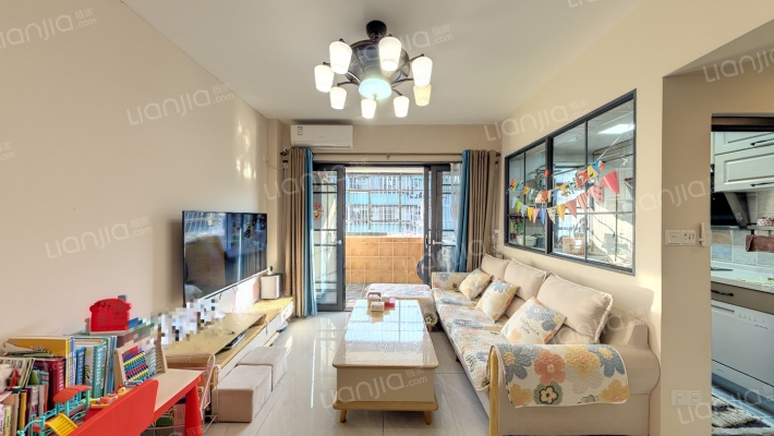 泰怡苑二手房实景图