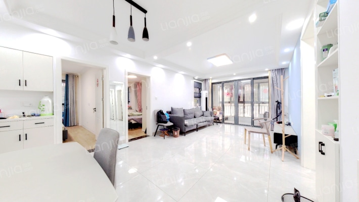 启发广场二手房实景图