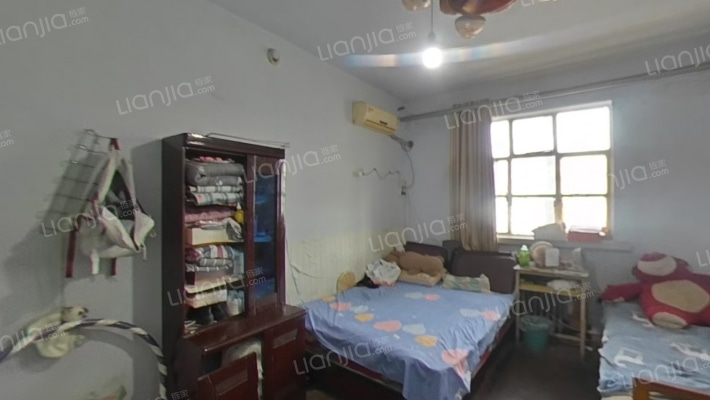 绿化路4号院二手房实景图