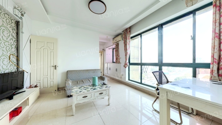 奥林清华东区二手房实景图