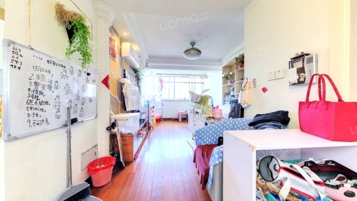 新梅绿岛苑二手房实景图