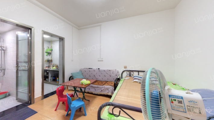 汉江路毛纺厂家属院二手房实景图