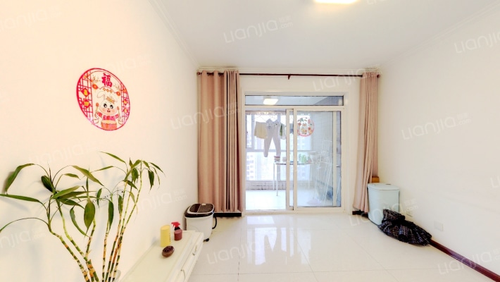 龙天名俊二手房实景图