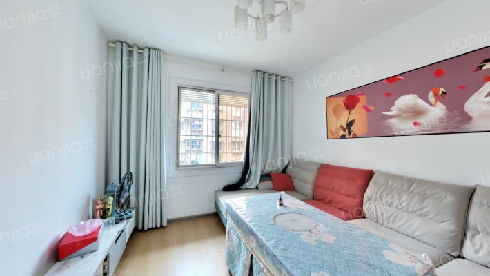 青龙路93号二手房实景图