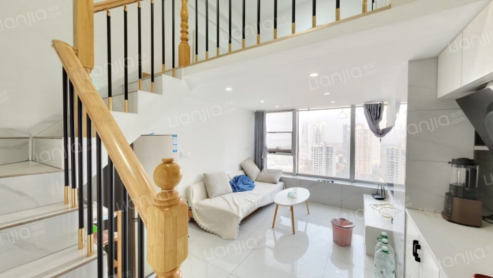 青花东岸二手房实景图