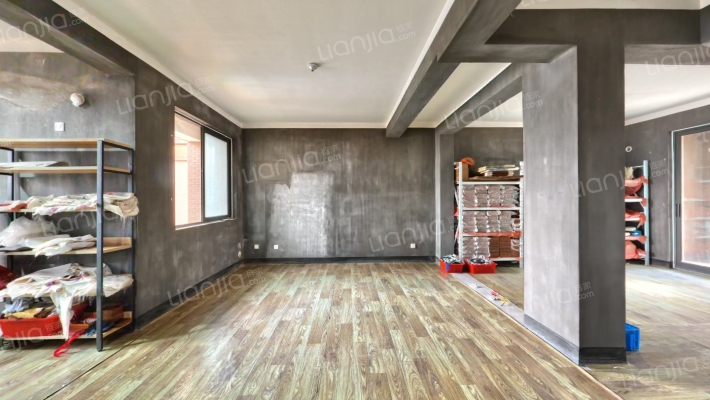 卧龙天香华庭二手房实景图