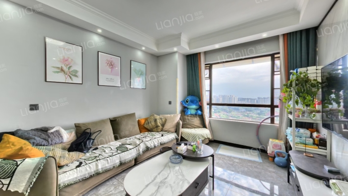 西南网贸港二手房实景图