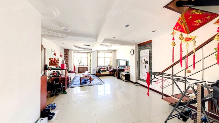 金利苑二手房实景图