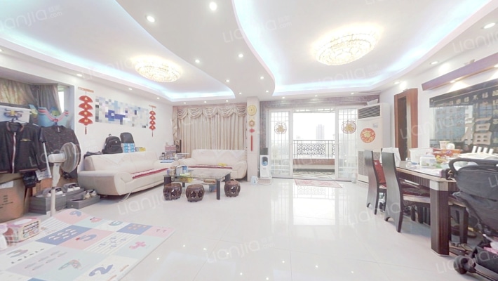 恒宝华庭二手房实景图