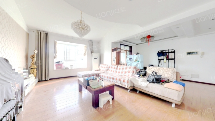 御龙湾二手房实景图