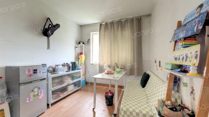 皇经花园B区二手房实景图