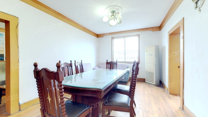 远洋花园二手房实景图