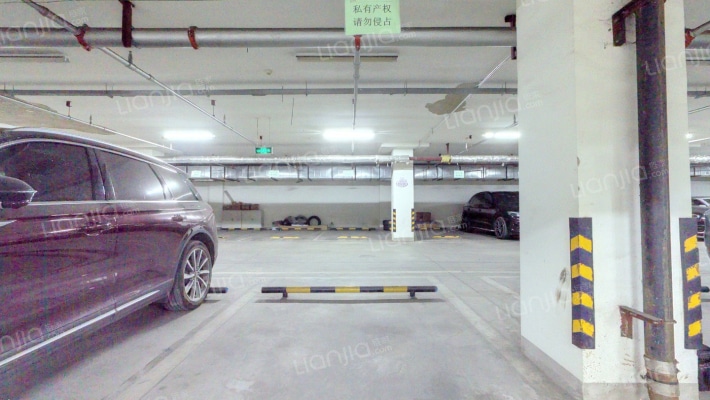 西府颐园二手房实景图