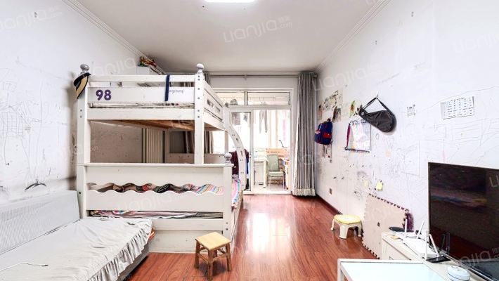 泰河园三里二手房实景图