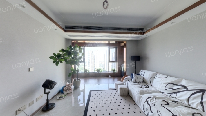 潮启四季苑一组团二手房实景图