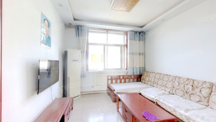 石油大厦宿舍二手房实景图