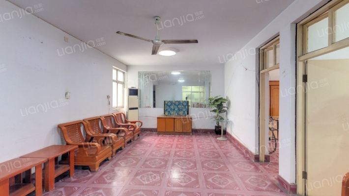 宋门关大街57号院二手房实景图