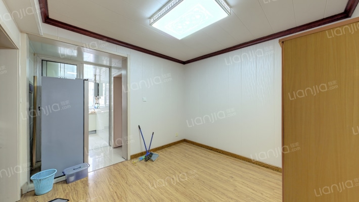 江滨新村30号二手房实景图