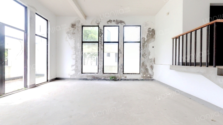 金湖银滩二手房实景图